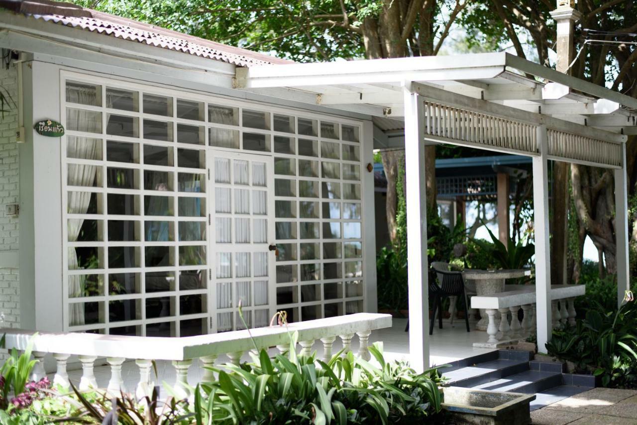 Baan Kratom Tong By The Sea Villa Cha-Am Exteriör bild