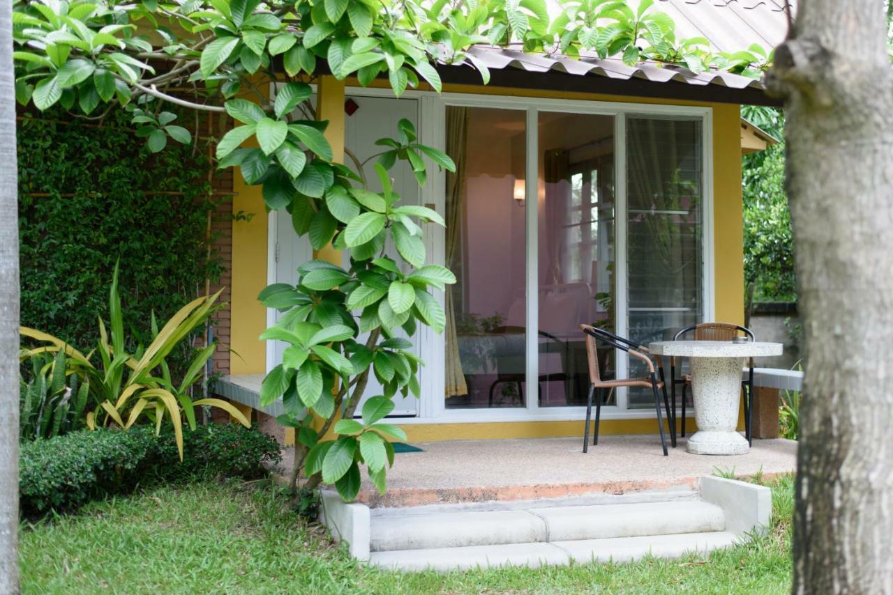 Baan Kratom Tong By The Sea Villa Cha-Am Exteriör bild